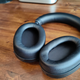 Imagen para el artículo titulado Los Jabra Evolve2 85 son unos auriculares profesionales de lujo si te pasas la vida atendiendo llamadas